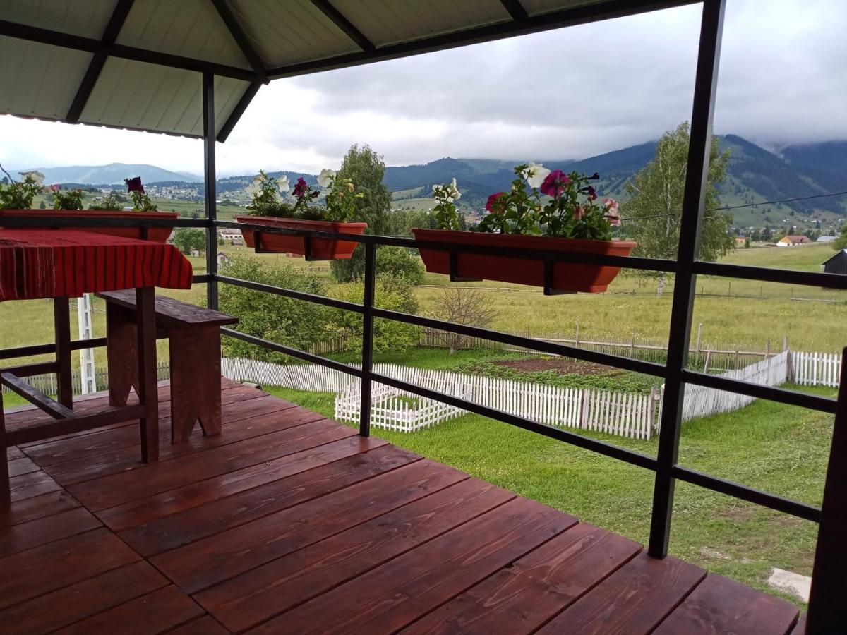 Casa Bucovina Dorna Candrenilor Ascutitele Luaran gambar