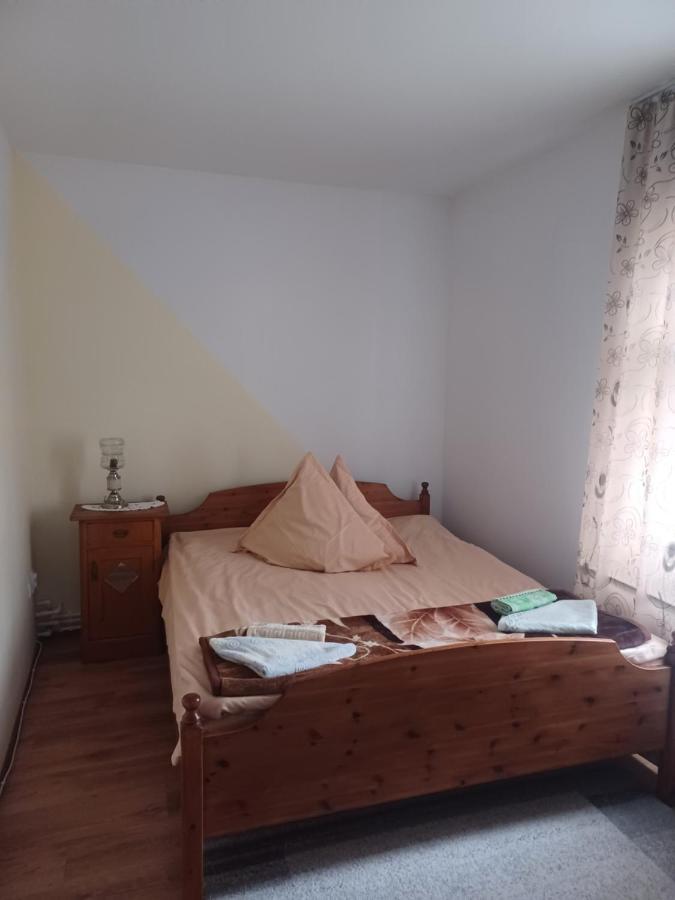 Casa Bucovina Dorna Candrenilor Ascutitele Luaran gambar